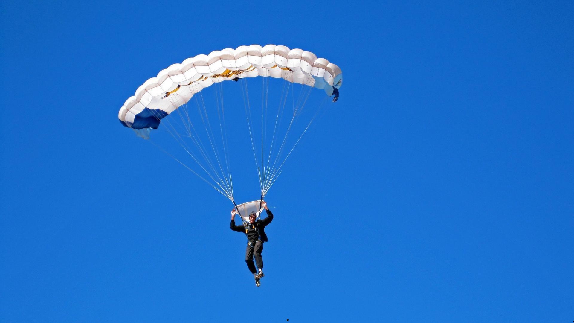 跨界篮球现象观察,艺人运动实力在民间球场能否经得起考验?