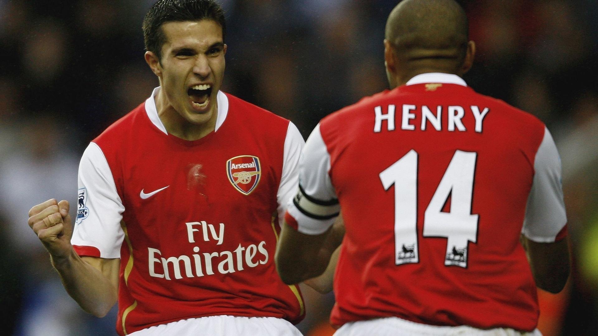 后防磐石续写蓝章!埃弗顿官宣与塔尔科夫斯基续约至2028年